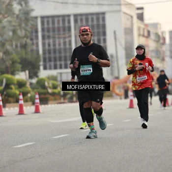 Runner Photo 5897429