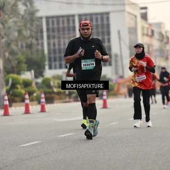 Runner Photo 5897436