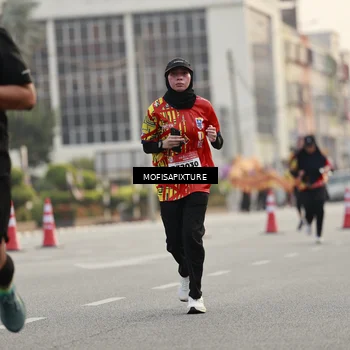 Runner Photo 5897454