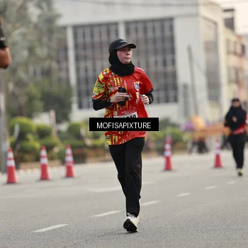 Runner Photo 5897460
