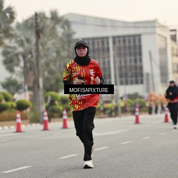 Runner Photo 5897462