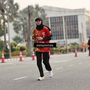 Runner Photo 5897467
