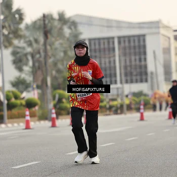 Runner Photo 5897548