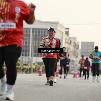 Runner Photo 5897567