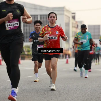 Runner Photo 5897611