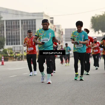 Runner Photo 5897644