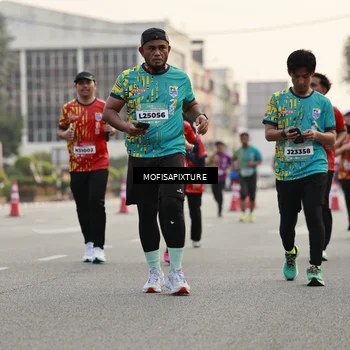 Runner Photo 5897660