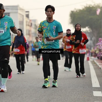Runner Photo 5897663