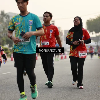 Runner Photo 5897675