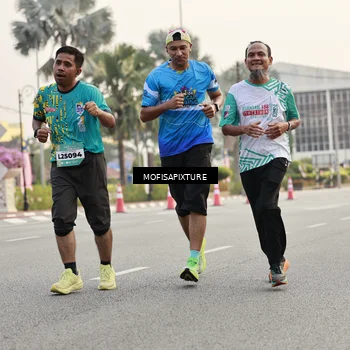 Runner Photo 5897774