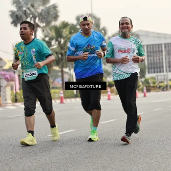 Runner Photo 5897776
