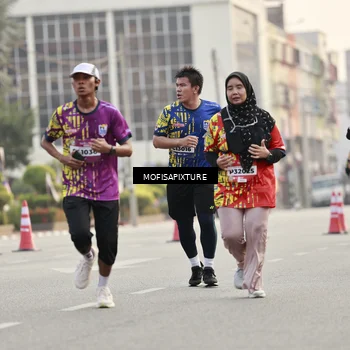 Runner Photo 5897779