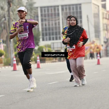 Runner Photo 5897798