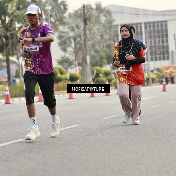 Runner Photo 5897811