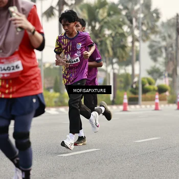Runner Photo 5897855