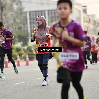 Runner Photo 5897857
