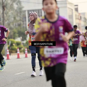 Runner Photo 5897859