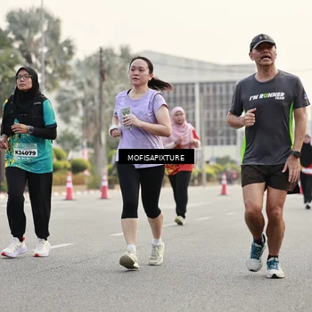 Runner Photo 5897874