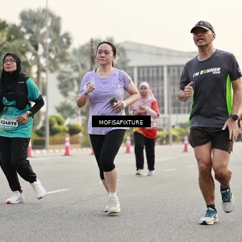 Runner Photo 5897885