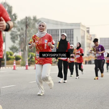 Runner Photo 5897918