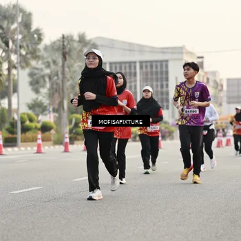 Runner Photo 5897943