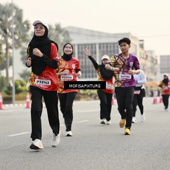 Runner Photo 5897959