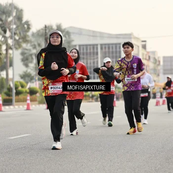 Runner Photo 5897975