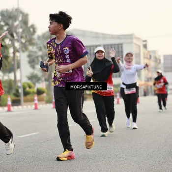 Runner Photo 5897991