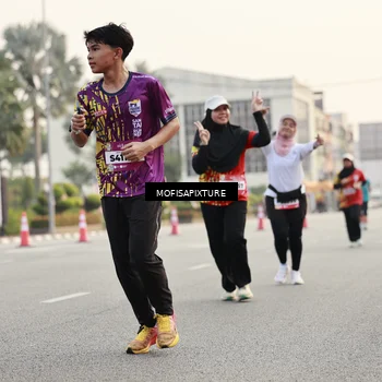 Runner Photo 5897995
