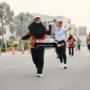Runner Photo 5898002