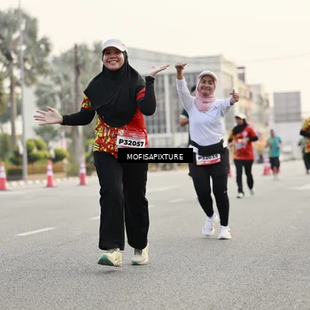 Runner Photo 5898007