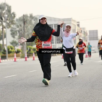 Runner Photo 5898009