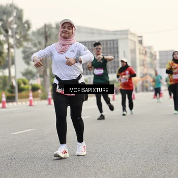 Runner Photo 5898034