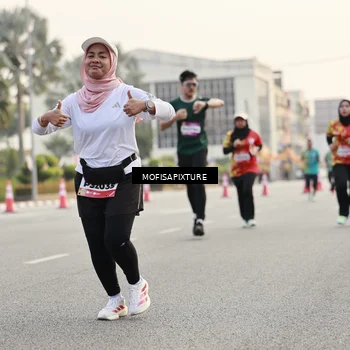 Runner Photo 5898038