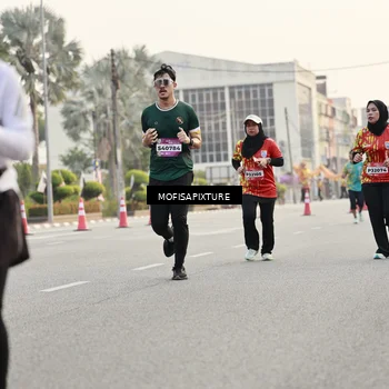 Runner Photo 5898046