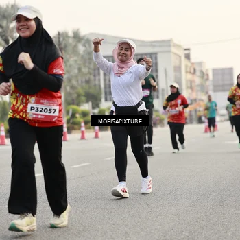Runner Photo 5898048