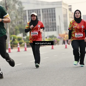Runner Photo 5898054