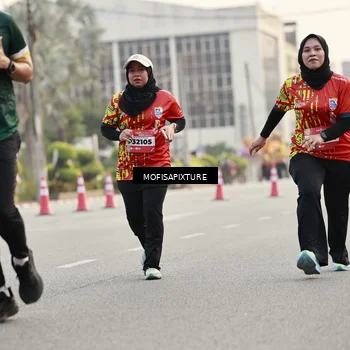 Runner Photo 5898057