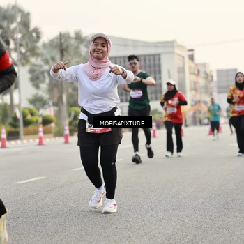 Runner Photo 5898058