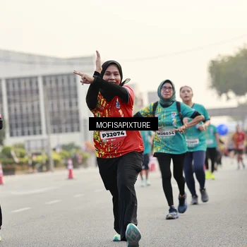 Runner Photo 5898062