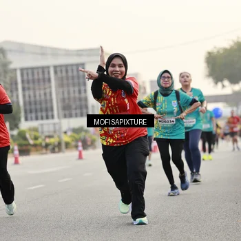 Runner Photo 5898064