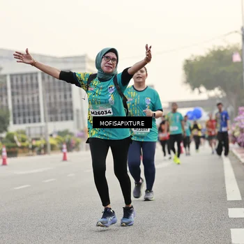 Runner Photo 5898106