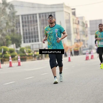 Runner Photo 5898145