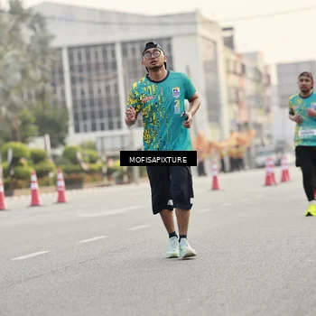 Runner Photo 5898148