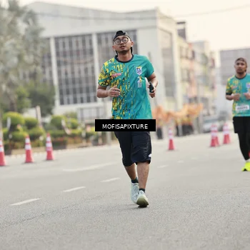 Runner Photo 5898149