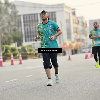 Runner Photo 5898158