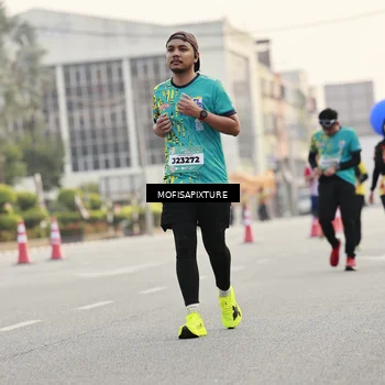 Runner Photo 5898173