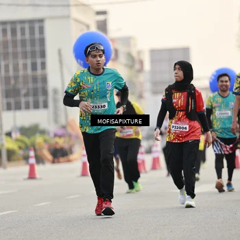 Runner Photo 5898190