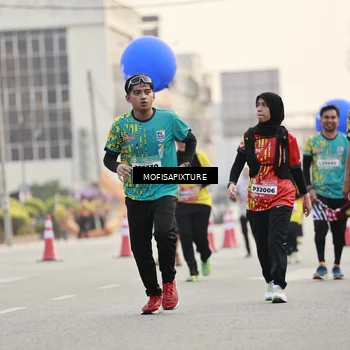 Runner Photo 5898218