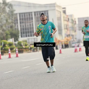 Runner Photo 5898222